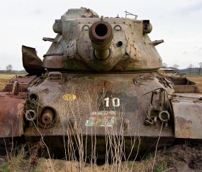 开云官方app入口-基耶萨爆发，马德里竞技压哨击败尼斯，一场戏剧性的欧战之夜