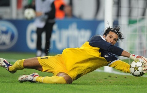 开云体育下载-足球场上的闪电战，加克波状态火热，荷兰强势拿下乌克兰的战术启示