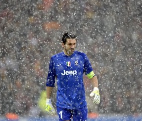 开云平台-绝地逆转，2026世界杯南美区出线战，哥伦比亚的团队荣耀与阿方索·戴维斯的个人光芒