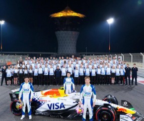 开云体育平台APP-索伯车队翻盘红牛车队，拉塞尔关键制胜