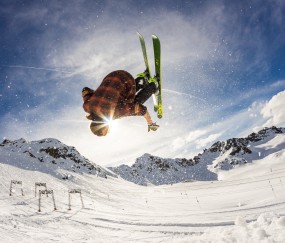 开云体育中国-哈弗茨全场最佳无争议，突尼斯单节爆发拉开委委内瑞拉—多元赛场上的唯一性光芒