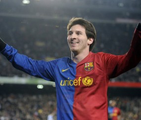 开云体育app-字母哥天神下凡，雄鹿决胜局力克勇士，定义新时代对决