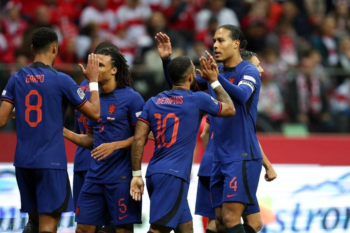 波兰翻盘丹麦，奥亚尔萨瓦尔高光表现