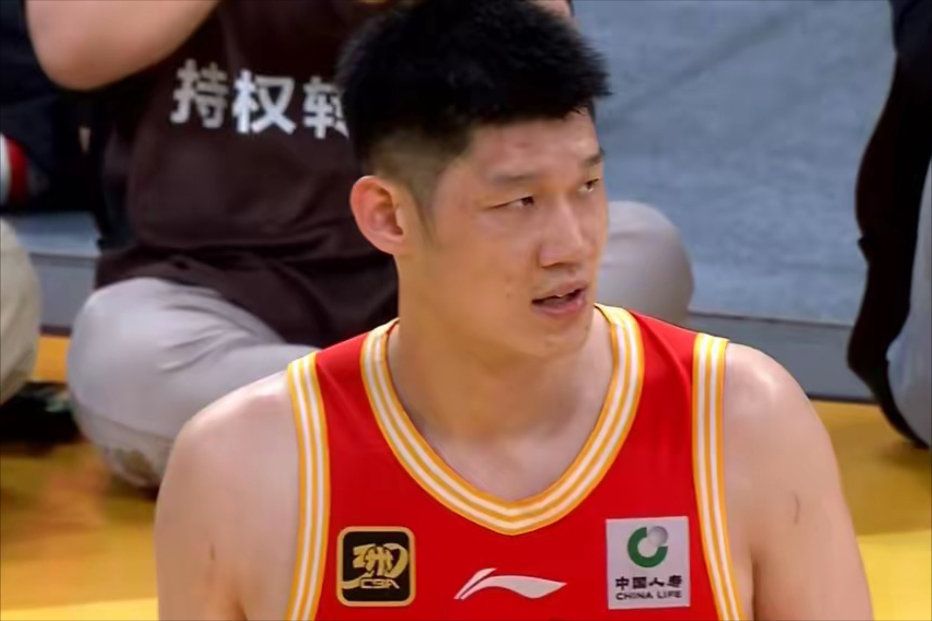广东队横扫吉林队,孙铭徽状态火热 广东队横扫吉林队,孙铭徽状态火热
