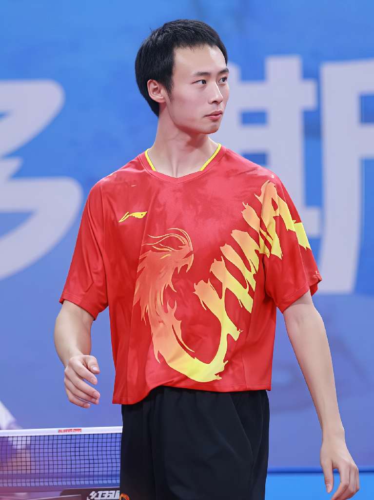 韩国队鏖战英格兰队，许昕惊艳四座