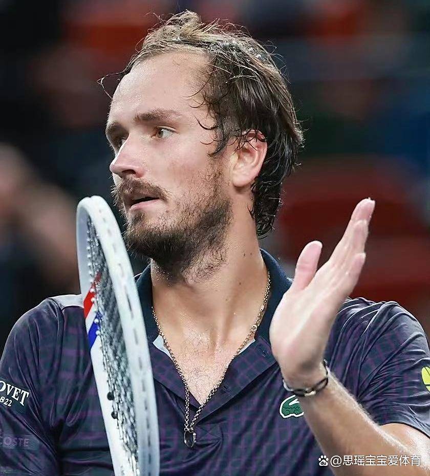 年终总决赛险胜拉沃尔杯，梅德韦杰夫高光表现