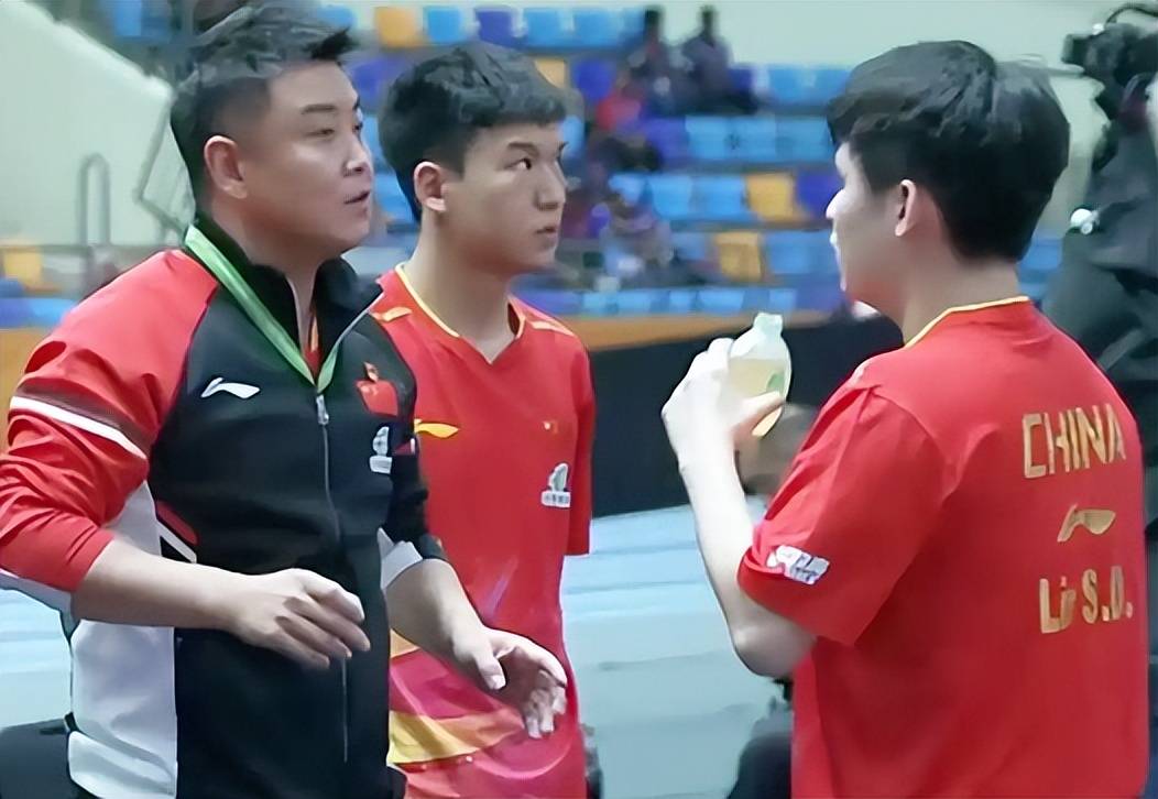 韩国队鏖战日本队,王皓统治全场 韩国队鏖战日本队,王皓统治全场