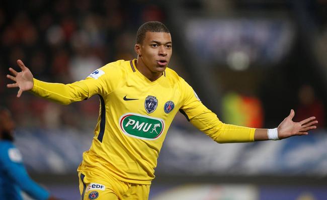 法国队横扫泰国队，辛杜统治全场