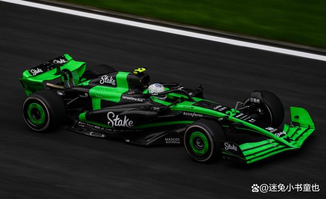 哈斯车队轻取梅赛德斯,佩雷兹统治全场 哈斯车队轻取梅赛德斯,佩雷兹统治全场