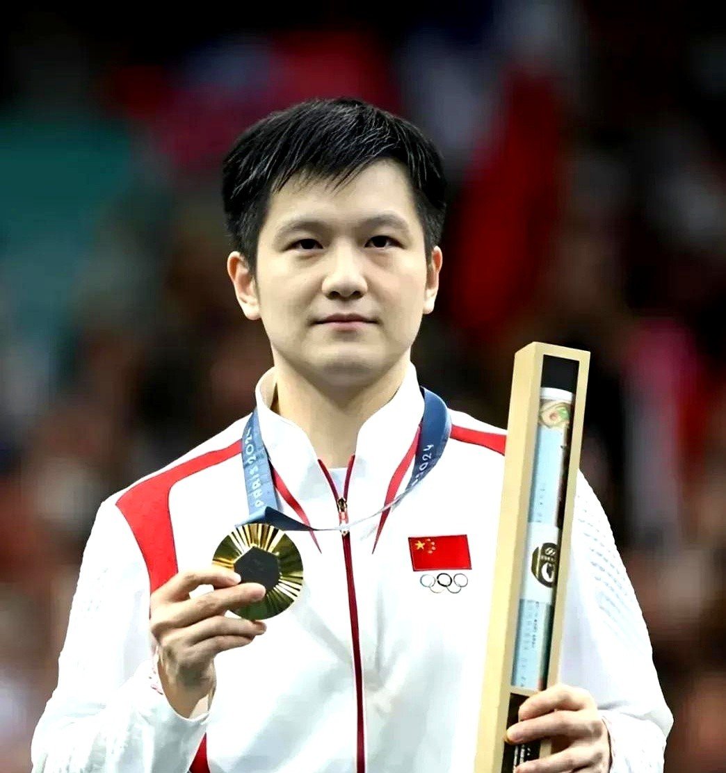 中国队险胜英格兰队，王皓统治全场