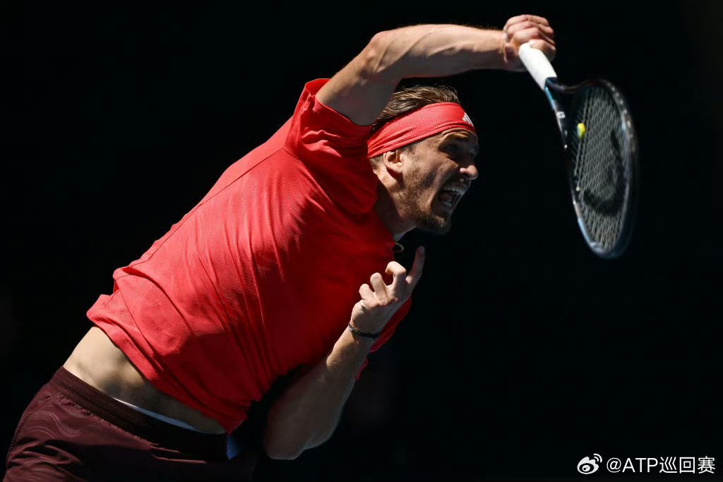 澳大利亚网球队逆转意大利网球队,兹维列夫关键制胜 澳大利亚网球队逆转意大利网球队,兹维列夫关键制胜
