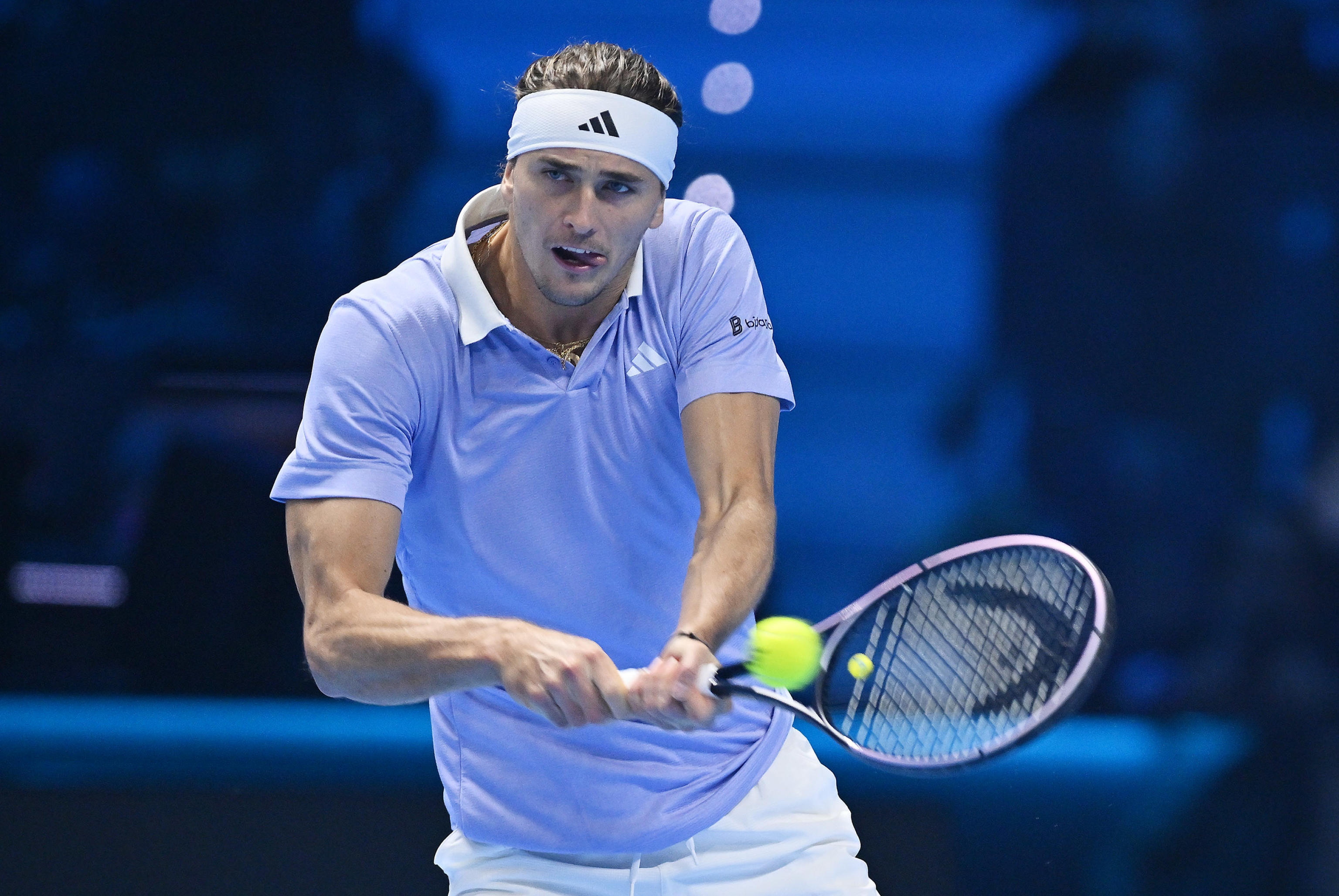 美网鏖战年终总决赛,兹维列夫带队取胜 美网鏖战年终总决赛,兹维列夫带队取胜