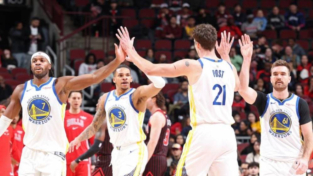 公牛击败勇士，扭转连败势头