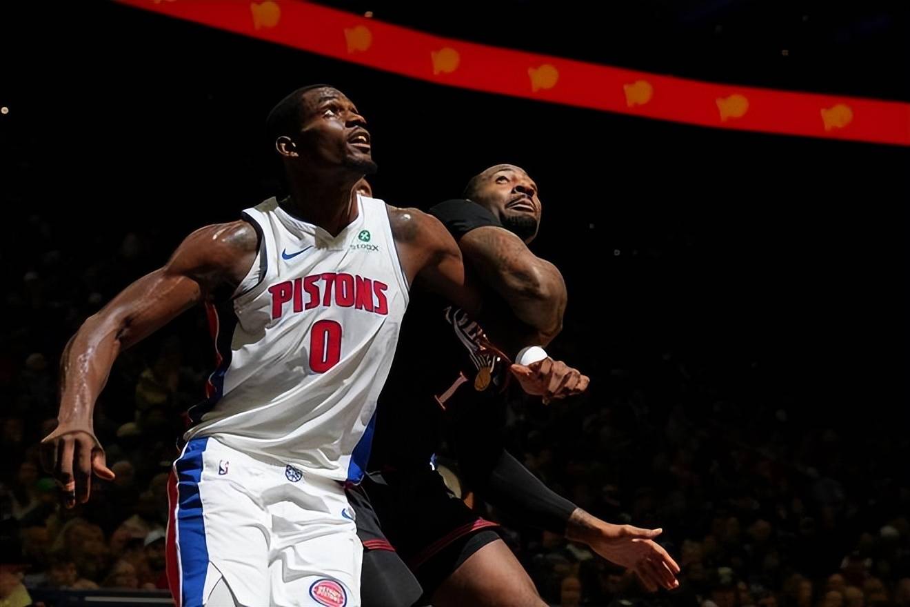 活塞全队合作息连胜,展现团队力量 活塞全队合作息连胜,展现团队力量