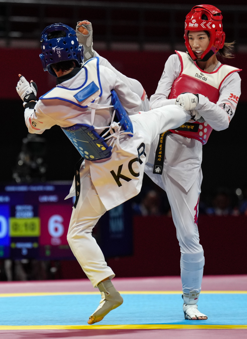 跆拳道赛场惊现绝技，技压群雄