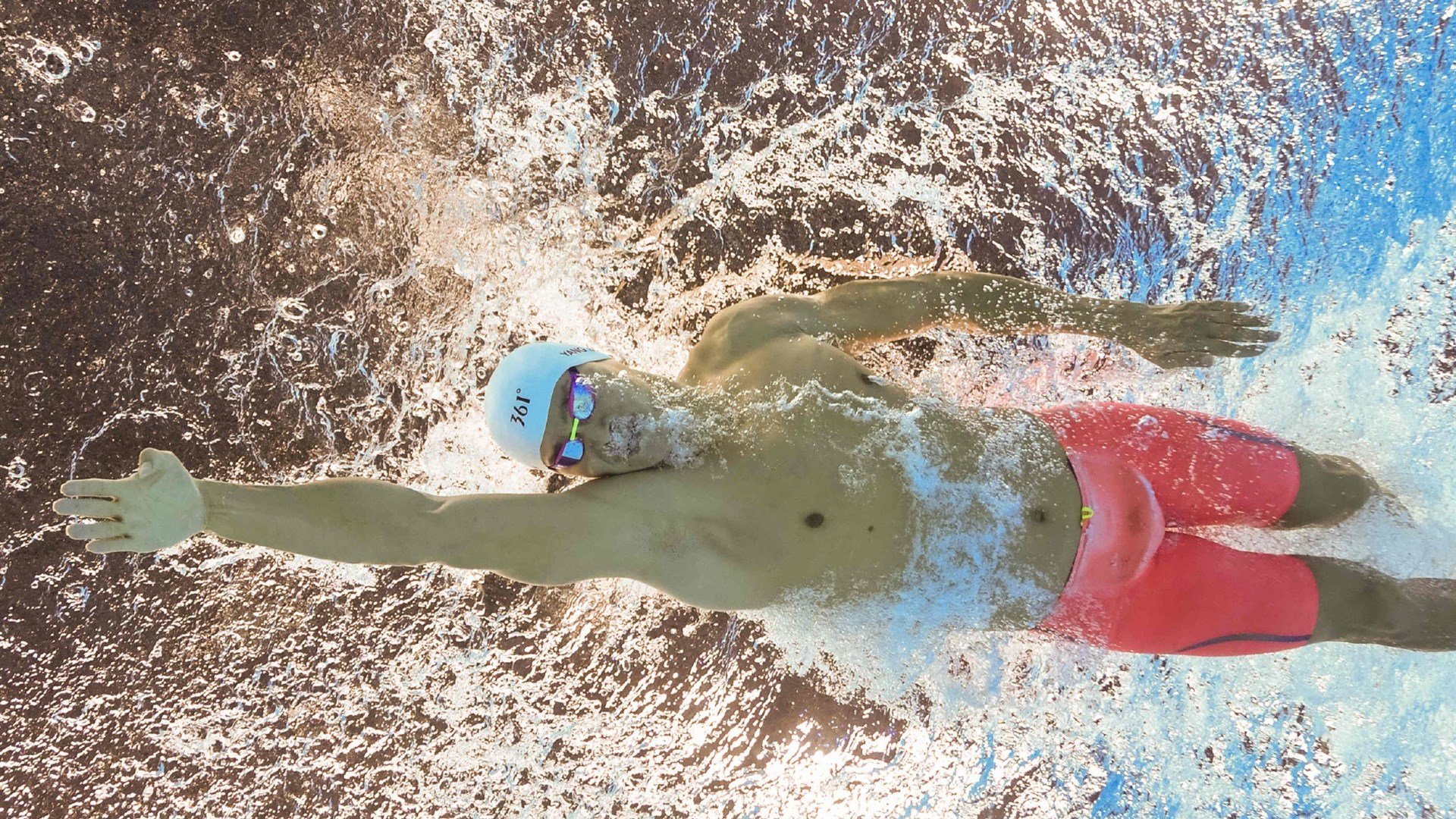 卡塞米罗爆发破局，玻利维亚式压制战术如何让伊朗陷入困境