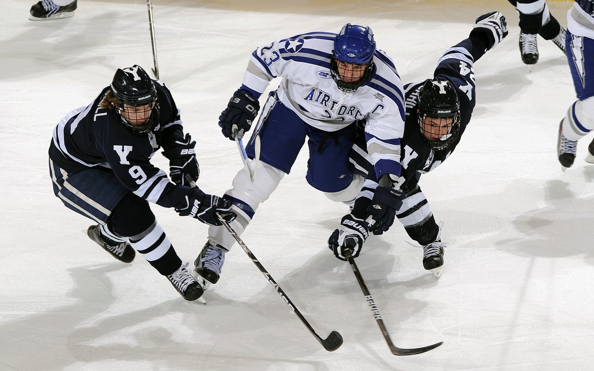 年度焦点之战之夜，迪马利亚刷新纪录，传奇再续新章